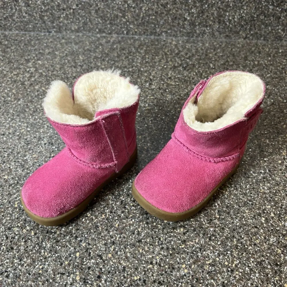 Ugg Little Kids Girls Infant 4/5 Classic Pink Suede Mid Top Winter Boots Snap On